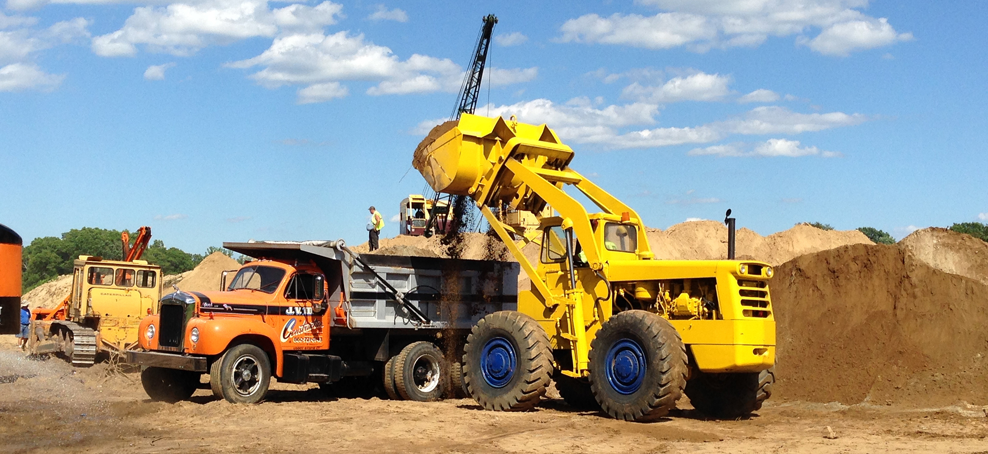 1961 Michigan model 175 Tractor Shovel